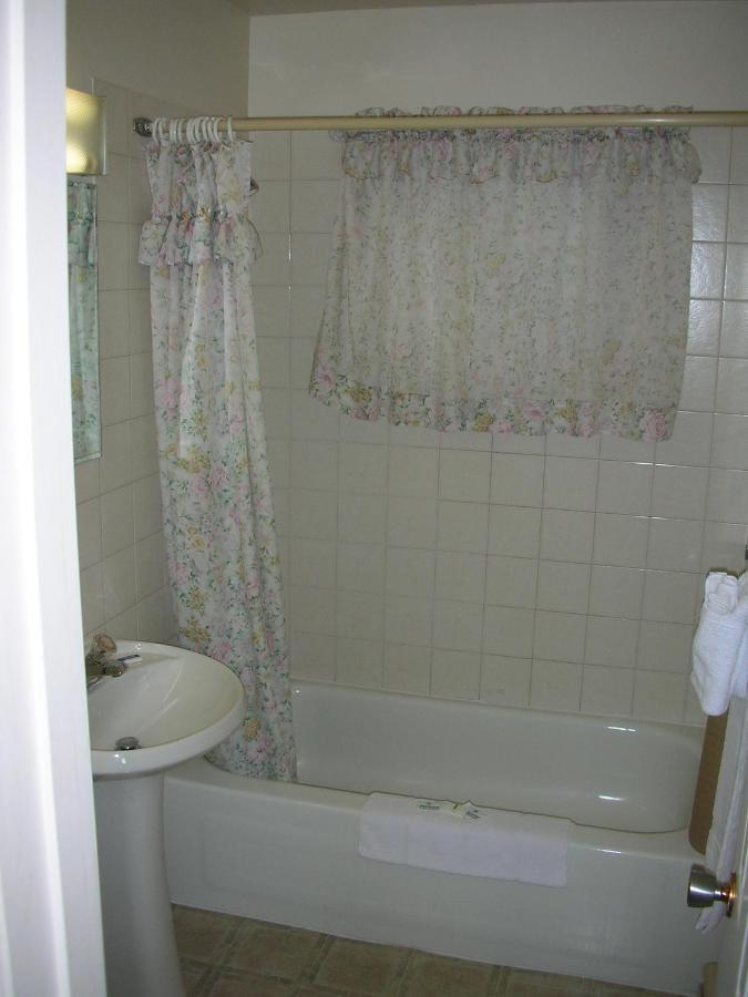Adams Motel Sault Ste. Marie Eksteriør billede