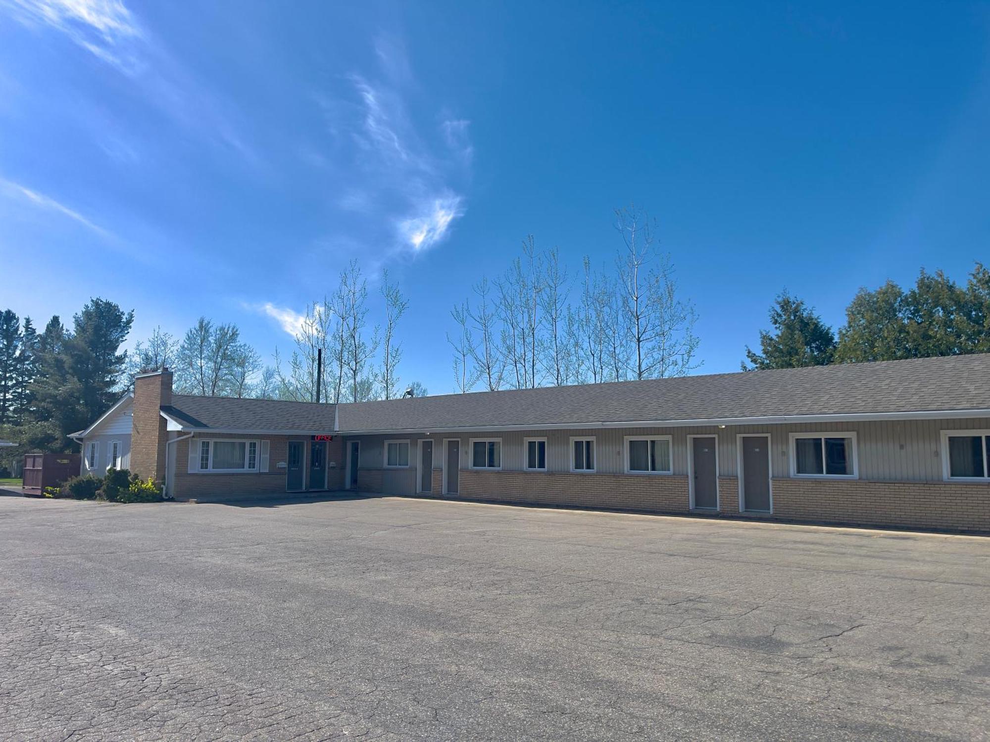 Adams Motel Sault Ste. Marie Eksteriør billede